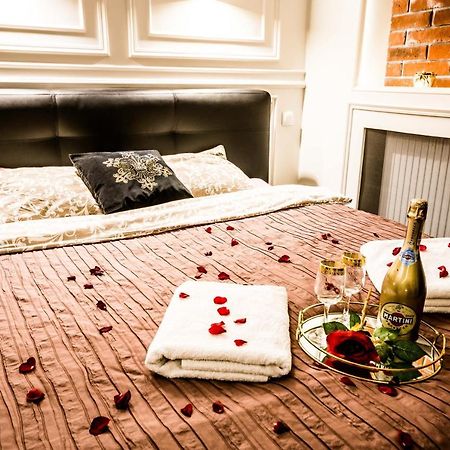 Luxury Jacuzzi Apartment كراكوفيا المظهر الخارجي الصورة