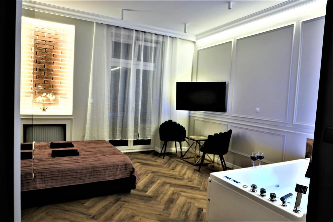 Luxury Jacuzzi Apartment كراكوفيا المظهر الخارجي الصورة